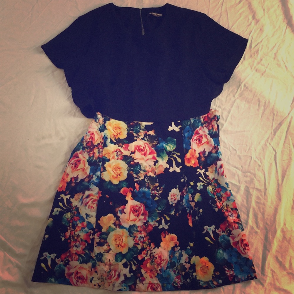 FASHION UNION dress with floral print
